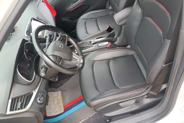 Used Chevrolet Monza 2020 Light Hybrid RS 330T Automatic Comfort Edition Left Front Seat