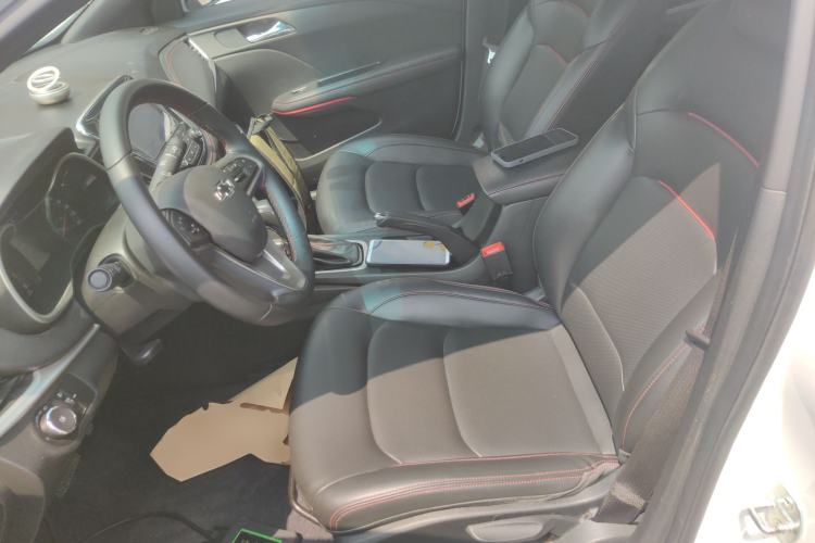 Used Chevrolet Monza 2020 Light Hybrid RS 330T Automatic Comfort Edition Left Front Seat