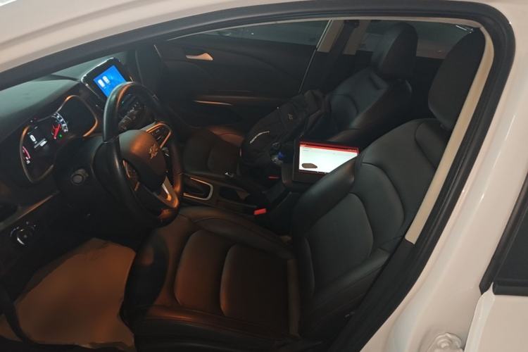 Used Chevrolet Monza 2020 Light Hybrid Redline 320T Dual-Clutch Joyful Edition Left Front Seat
