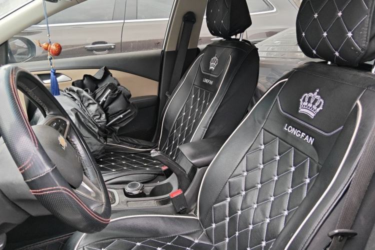 Used Chevrolet Monza 2020 320 Automatic Enjoyment Edition Left Front Seat