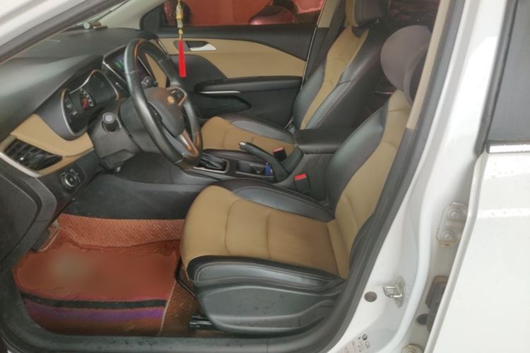Used Chevrolet Monza 2020 320 Automatic Enjoyment Edition Left Front Seat