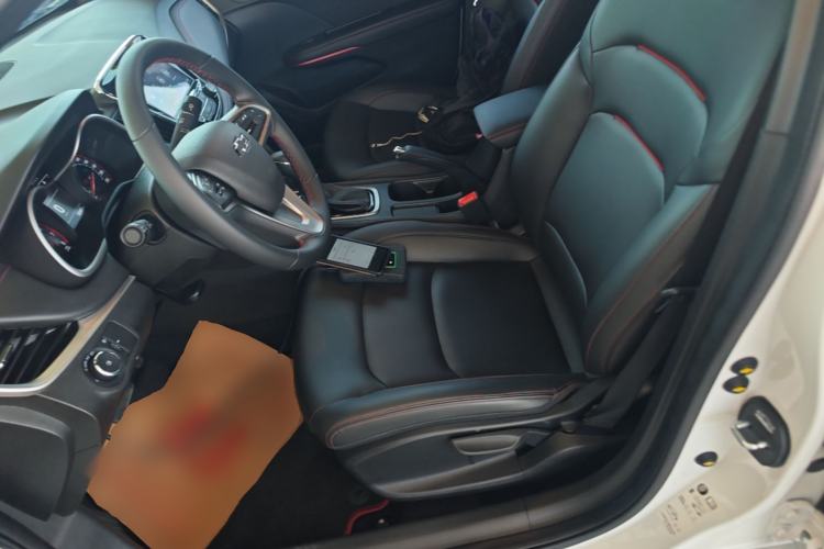 Used Chevrolet Monza 2020 Light Hybrid RS 330T Automatic Comfort Edition Left Front Seat
