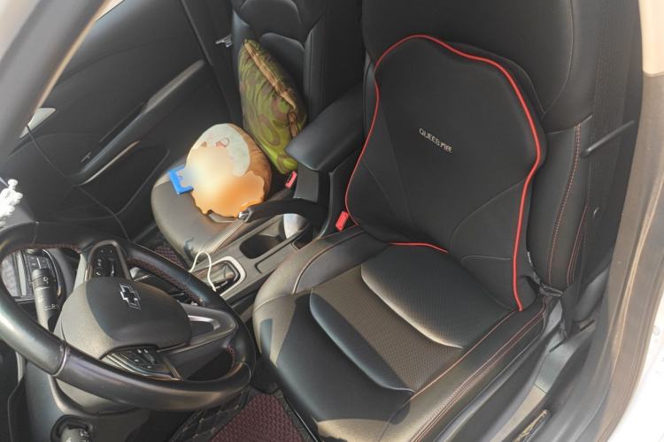 Used Chevrolet Monza 2020 Light Hybrid Redline 320T Dual-Clutch Joyful Edition Left Front Seat