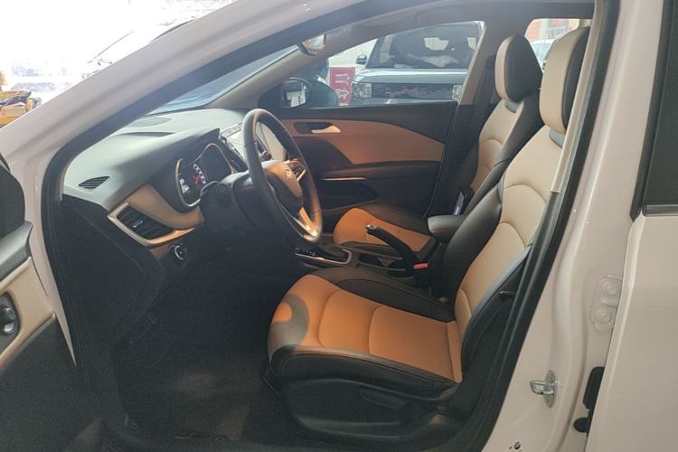 Used Chevrolet Monza 2020 320 Automatic Enjoyment Edition Left Front Seat