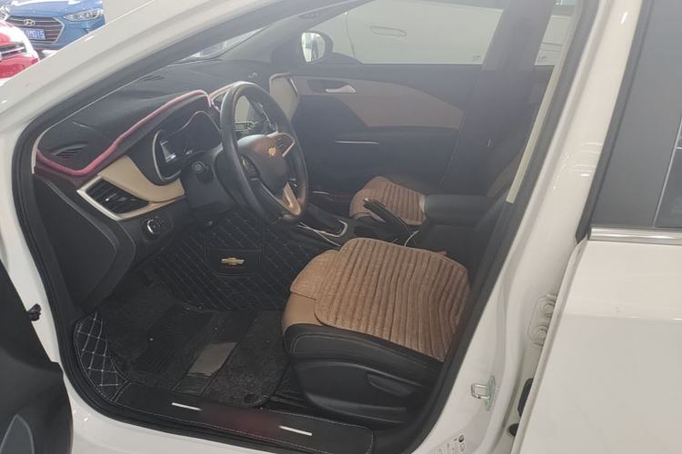 Used Chevrolet Monza 2020 320 Automatic Enjoyment Edition Left Front Seat