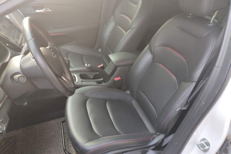 Used Chevrolet Monza 2020 Light Hybrid RS 330T Automatic Comfort Edition Left Front Seat