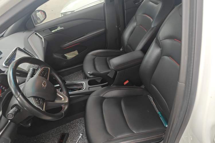 Used Chevrolet Monza 2020 Light Hybrid RS 330T Automatic Comfort Edition Left Front Seat