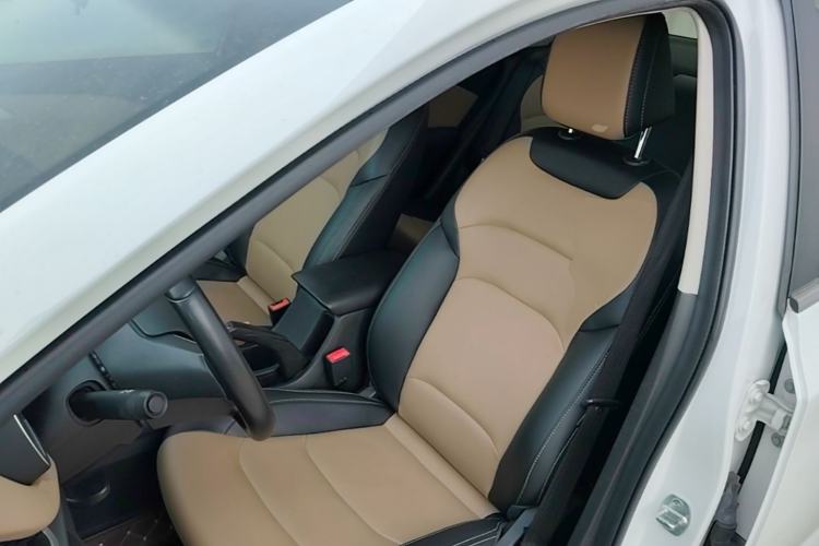 Used Chevrolet Monza 2020 320 Automatic Enjoyment Edition Left Front Seat