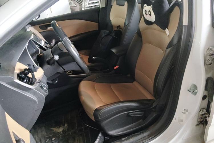 Used Chevrolet Monza 2020 320 Automatic Enjoyment Edition Left Front Seat