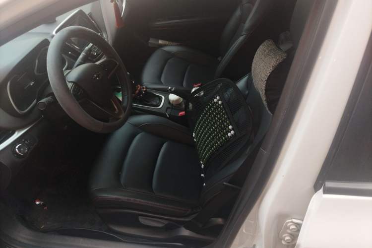 Used Chevrolet Monza 2020 Light Hybrid RS 330T Automatic Comfort Edition Left Front Seat