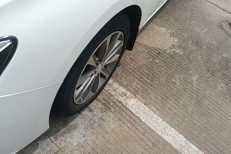 Used Chevrolet Monza 2020 320 Automatic Enjoyment Edition Left Front Wheel Hub