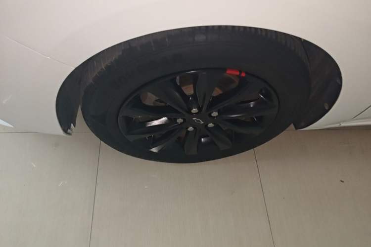 Used Chevrolet Monza 2020 Light Hybrid Redline 320T Dual-Clutch Joyful Edition Left Front Wheel Hub