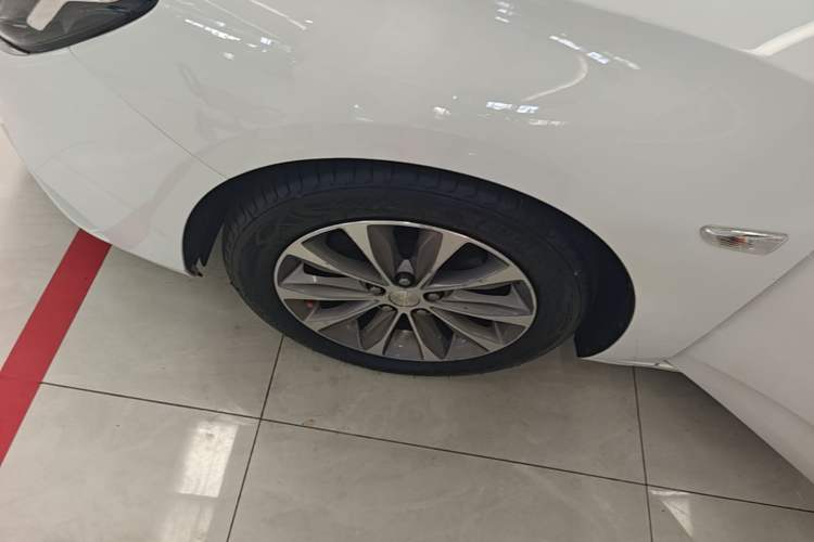 Used Chevrolet Monza 2020 320 Automatic Enjoyment Edition Left Front Wheel Hub