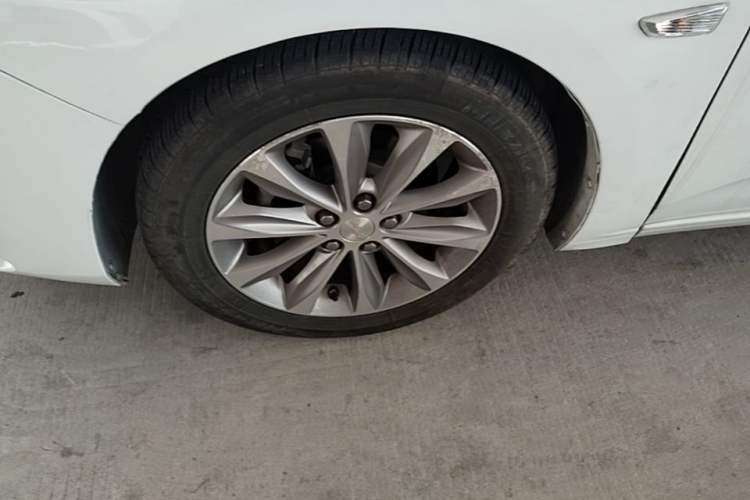 Used Chevrolet Monza 2020 320 Automatic Enjoyment Edition Left Front Wheel Hub