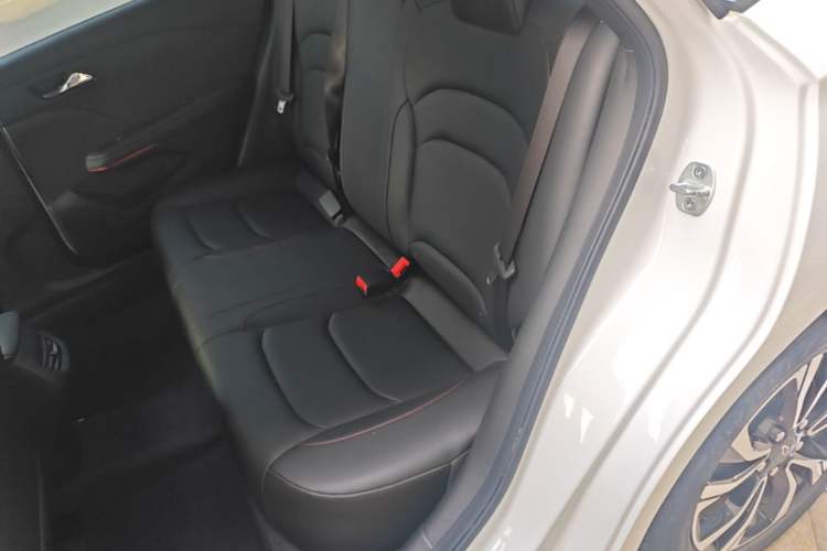 Used Chevrolet Monza 2020 Light Hybrid RS 330T Automatic Comfort Edition Left Rear Seat