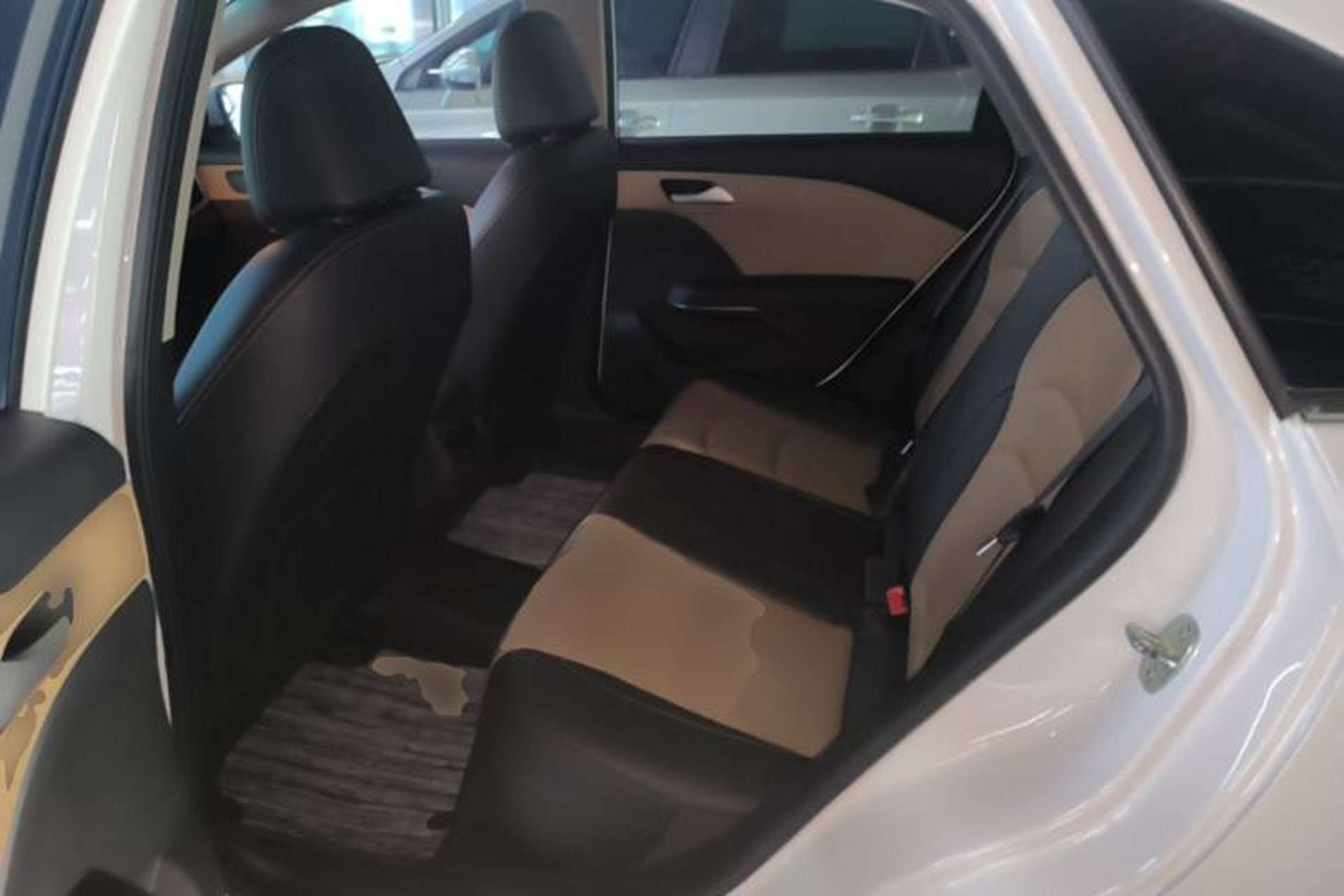 Used Chevrolet Monza 2020 320 Automatic Enjoyment Edition Left Rear Seat