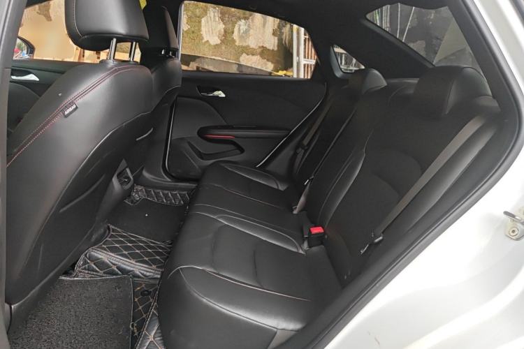 Used Chevrolet Monza 2020 Light Hybrid RS 330T Automatic Comfort Edition Left Rear Seat