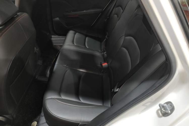 Used Chevrolet Monza 2020 Light Hybrid RS 330T Automatic Comfort Edition Left Rear Seat