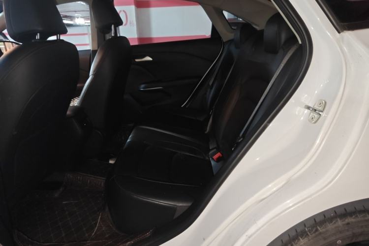 Used Chevrolet Monza 2020 Light Hybrid Redline 320T Dual-Clutch Joyful Edition Left Rear Seat