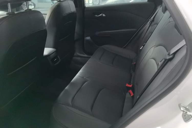 Used Chevrolet Monza 2020 Light Hybrid RS 330T Automatic Comfort Edition Left Rear Seat