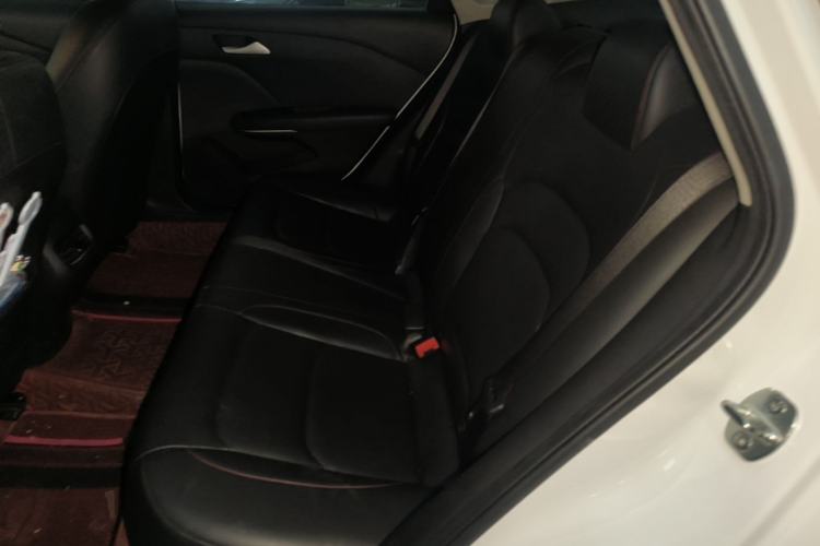 Used Chevrolet Monza 2020 Light Hybrid Redline 320T Dual-Clutch Thrilling Edition Left Rear Seat