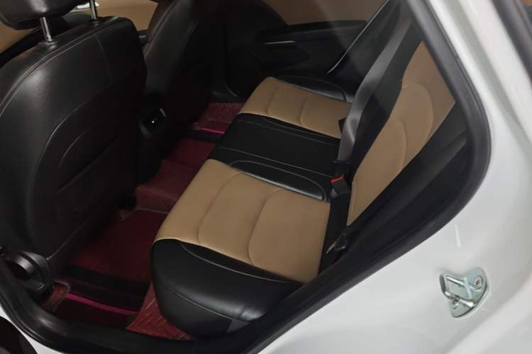 Used Chevrolet Monza 2020 320 Automatic Enjoyment Edition Left Rear Seat