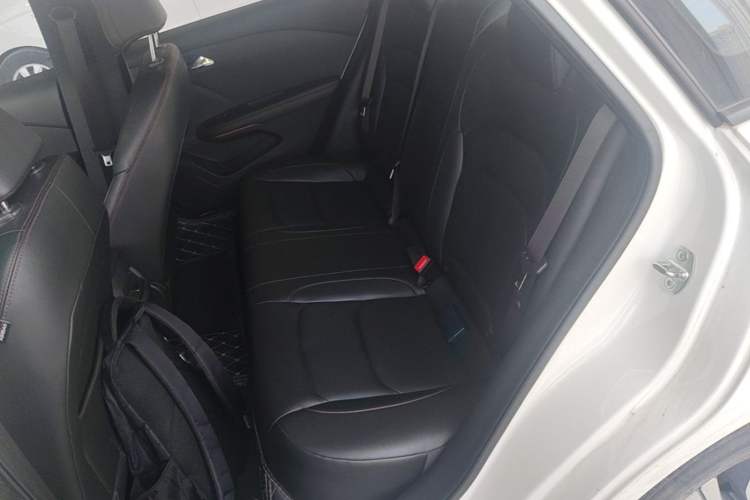 Used Chevrolet Monza 2020 Light Hybrid RS 330T Automatic Comfort Edition Left Rear Seat