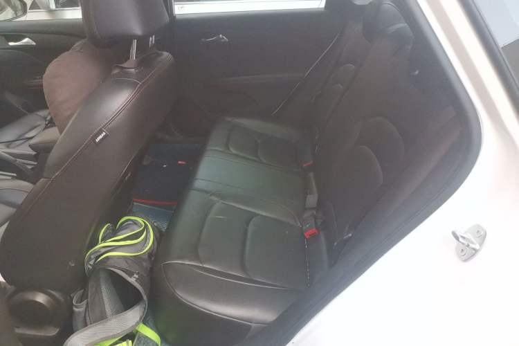 Used Chevrolet Monza 2020 Light Hybrid RS 330T Automatic Comfort Edition Left Rear Seat