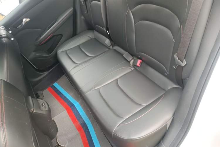 Used Chevrolet Monza 2020 Light Hybrid RS 330T Automatic Comfort Edition Left Rear Seat