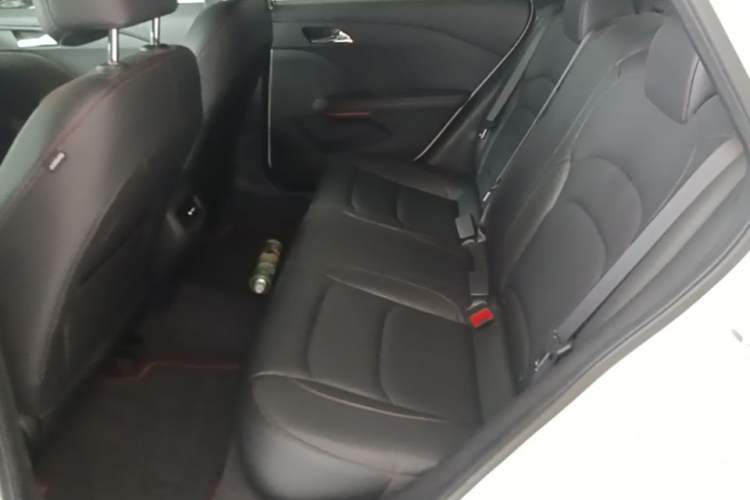 Used Chevrolet Monza 2020 Light Hybrid RS 330T Automatic Comfort Edition Left Rear Seat