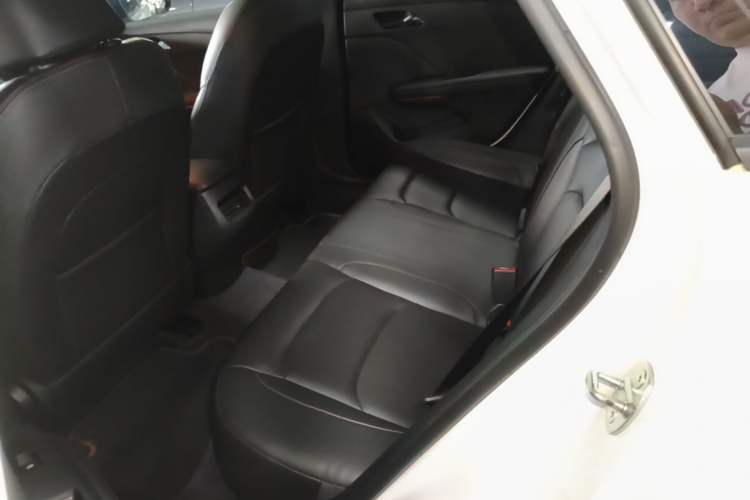 Used Chevrolet Monza 2020 Light Hybrid RS 330T Automatic Comfort Edition Left Rear Seat