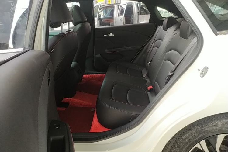Used Chevrolet Monza 2020 Light Hybrid RS 330T Automatic Comfort Edition Left Rear Seat