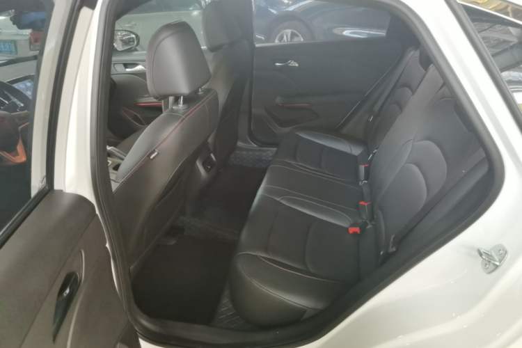 Used Chevrolet Monza 2020 Light Hybrid RS 330T Automatic Comfort Edition Left Rear Seat