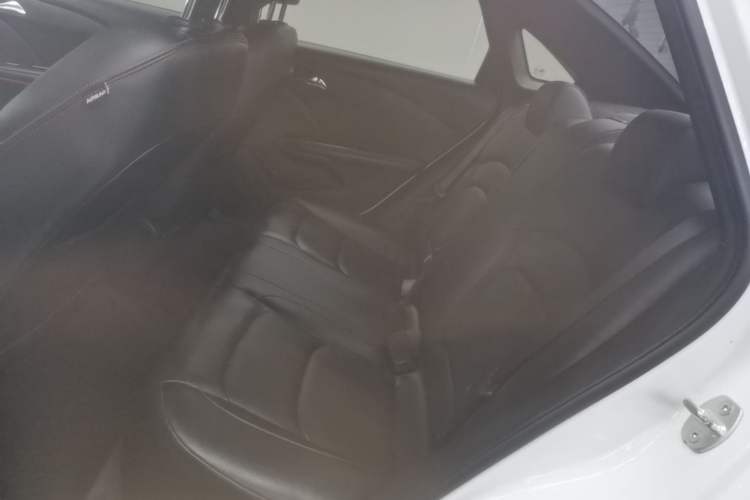 Used Chevrolet Monza 2020 Light Hybrid RS 330T Automatic Comfort Edition Left Rear Seat