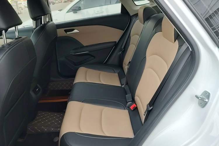 Used Chevrolet Monza 2020 320 Automatic Enjoyment Edition Left Rear Seat