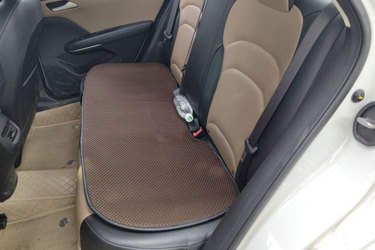 Used Chevrolet Monza 2020 320 Automatic Enjoyment Edition Left Rear Seat
