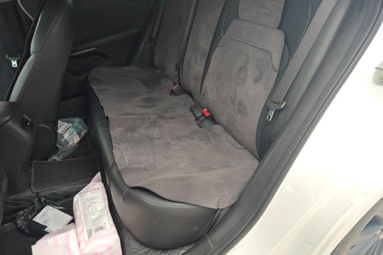 Used Chevrolet Monza 2020 Light Hybrid Redline 320T Dual-Clutch Joyful Edition Left Rear Seat