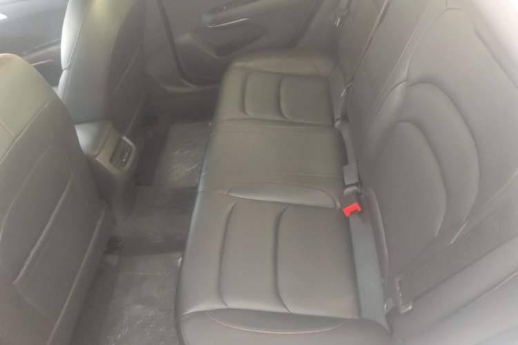 Used Chevrolet Monza 2020 Light Hybrid Redline 320T Dual-Clutch Joyful Edition Left Rear Seat