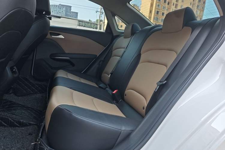 Used Chevrolet Monza 2020 320 Automatic Enjoyment Edition Left Rear Seat