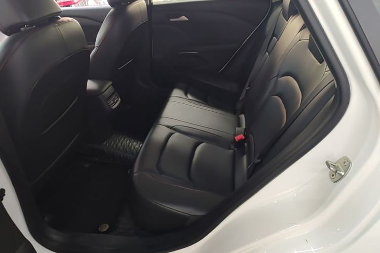 Used Chevrolet Monza 2020 Light Hybrid Redline 320T Dual-Clutch Joyful Edition Left Rear Seat