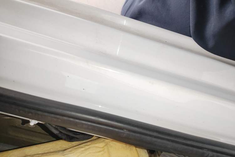 Used Chevrolet Monza 2020 Light Hybrid RS 330T Automatic Comfort Edition Left Side Sill