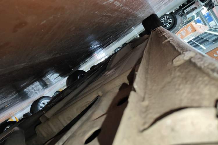 Used Chevrolet Monza 2020 Light Hybrid RS 330T Automatic Comfort Edition Left Side Sill