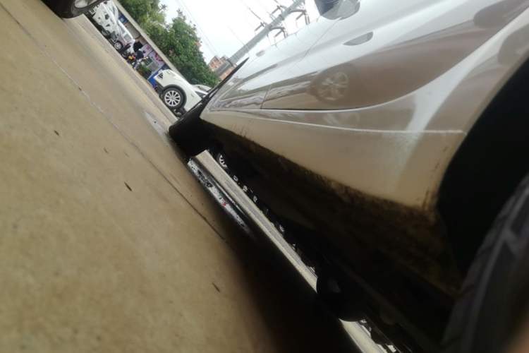 Used Chevrolet Monza 2020 Light Hybrid RS 330T Automatic Comfort Edition Left Side Sill