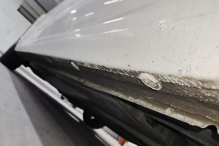 Used Chevrolet Monza 2020 Light Hybrid RS 330T Automatic Comfort Edition Left Side Sill