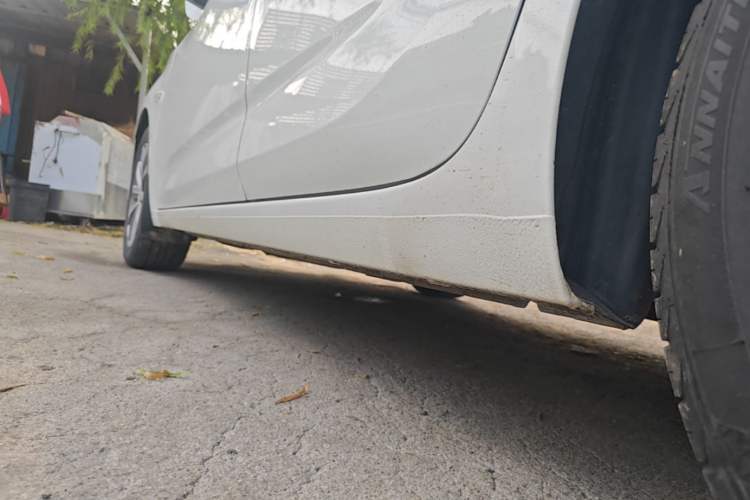 Used Chevrolet Monza 2020 320 Automatic Enjoyment Edition Left Side Sill