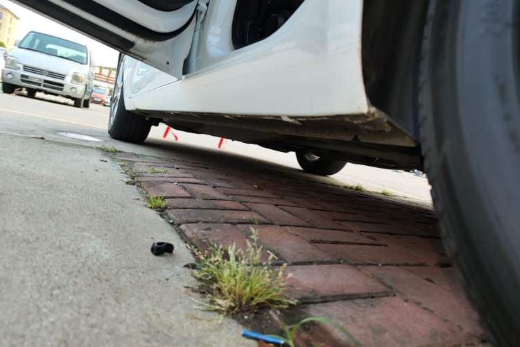 Used Chevrolet Monza 2020 320 Automatic Enjoyment Edition Left Side Sill