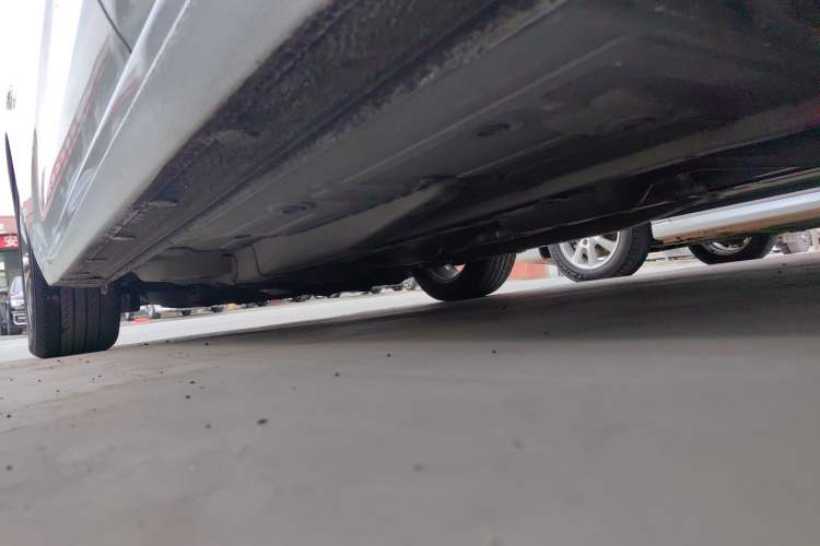 Used Chevrolet Monza 2020 320 Automatic Enjoyment Edition Left Side Sill