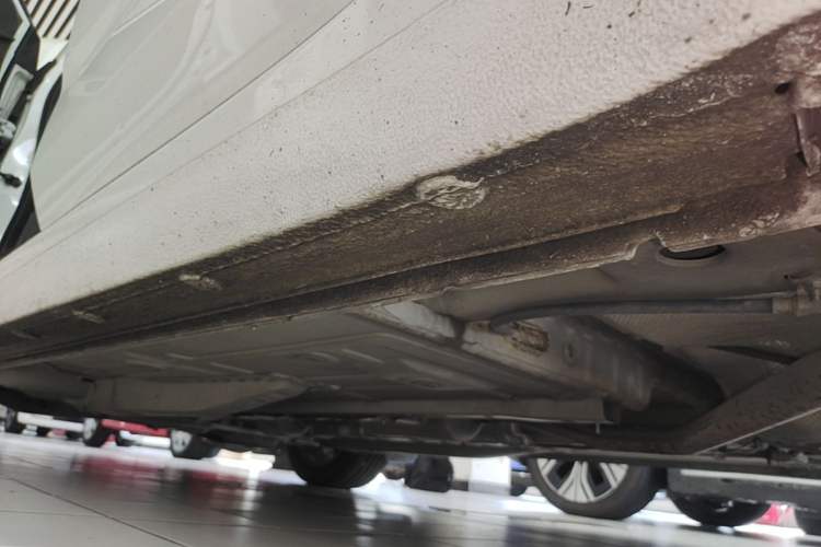 Used Chevrolet Monza 2020 320 Automatic Enjoyment Edition Left Side Sill