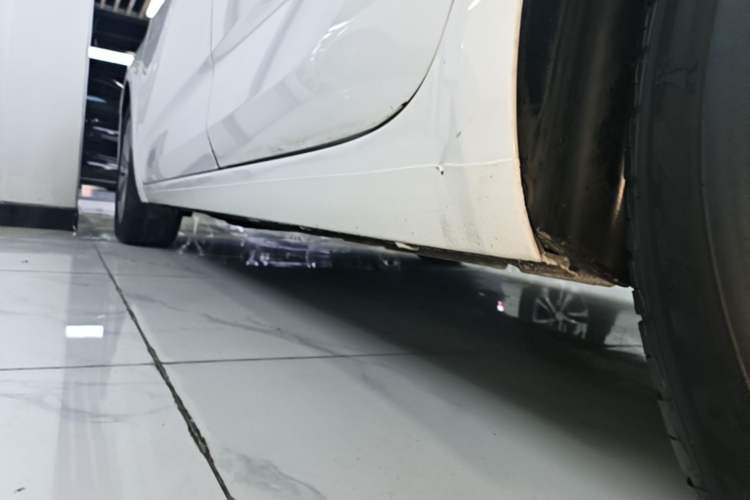 Used Chevrolet Monza 2020 320 Automatic Enjoyment Edition Left Side Sill