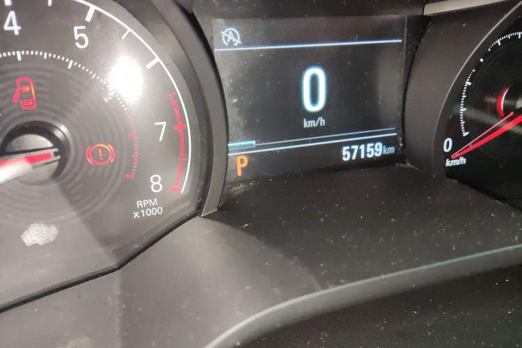 Used Chevrolet Monza 2020 320 Automatic Enjoyment Edition Odometer Close Up